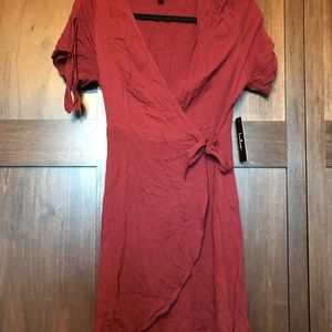 NWT • Lulus • Maroon Wrap Dress